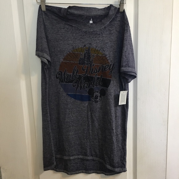 A Walt Disney world tshirt - Picture 1 of 5
